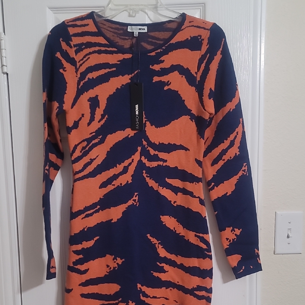 Fashion Nova Toni Sweater Maxi Dress